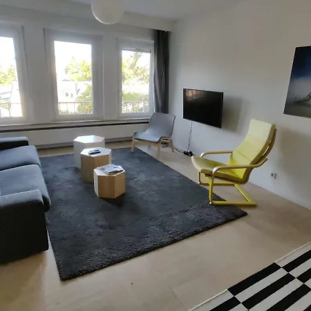 Spacious 2 Bedroom Flat In The Center Of Lux Apartment *