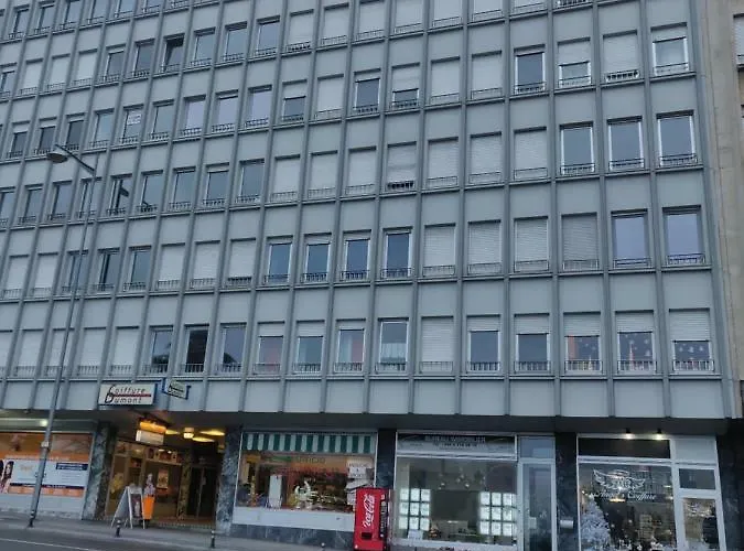 Spacious 2 Bedroom Flat In The Center Of Lux *