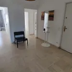 Spacious 2 Bedroom Flat In The Center Of Lux *